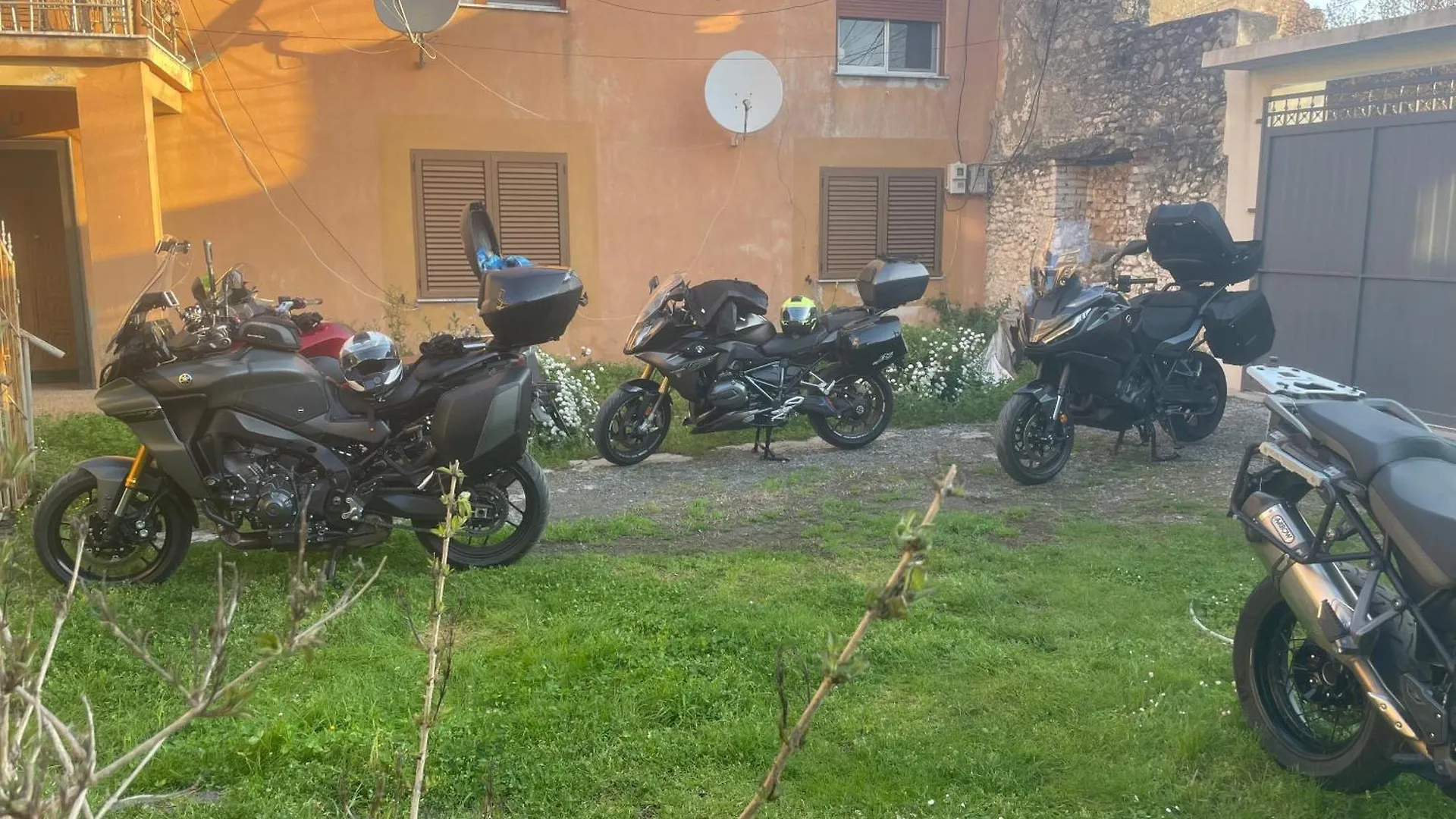 Hysa Guest House Shkodër Lägenhet